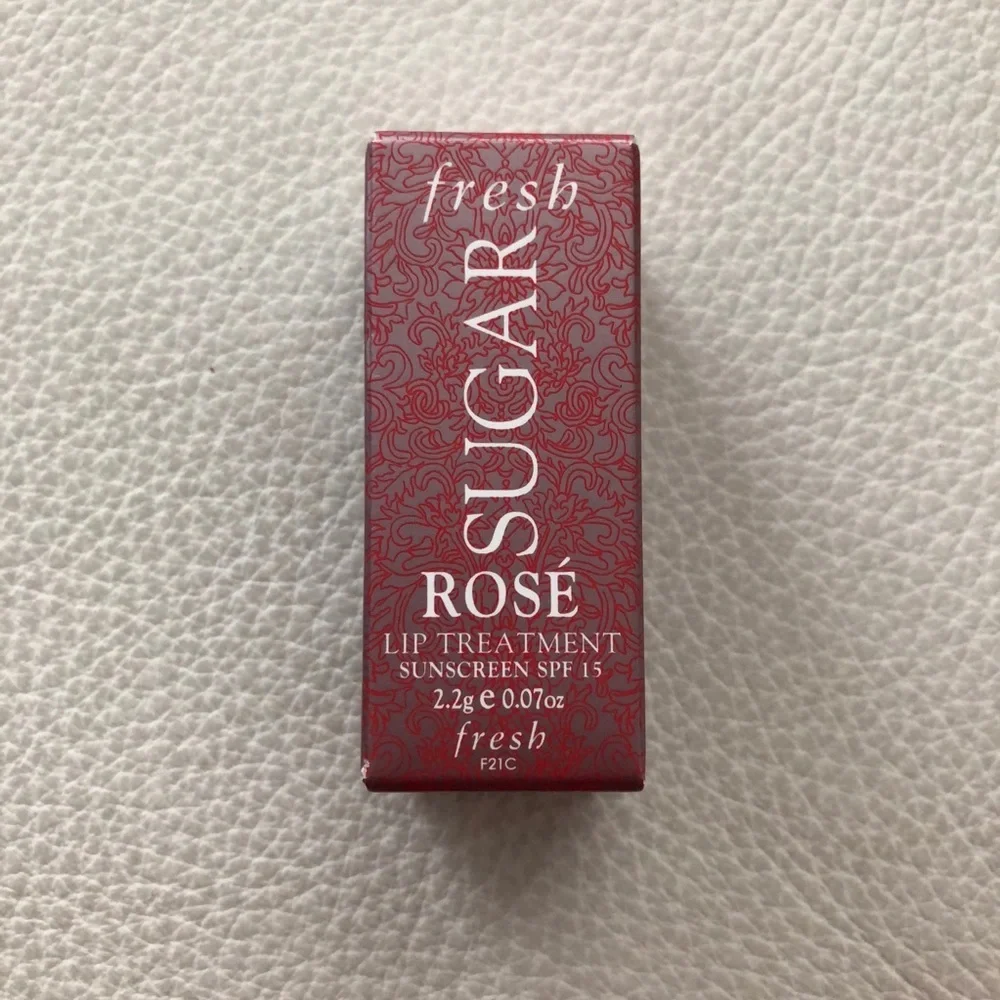 New Sugar Fresh Lip Treatment In Rose shade